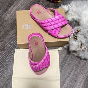 Limited Edition Fitflop Fuscia Distressed Pink Loosh Luxe Slides Valentine
